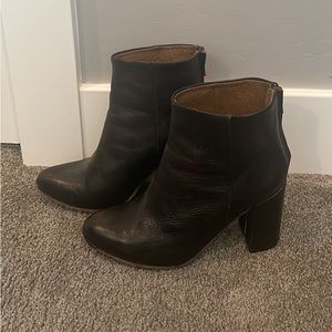 Pre loved Freebird Harlo size 8